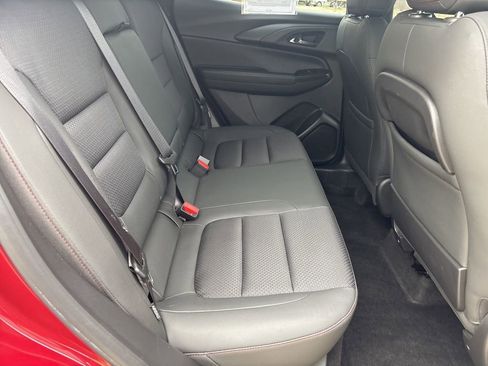 Used 2022 Chevrolet TrailBlazer RS FWD image 33
