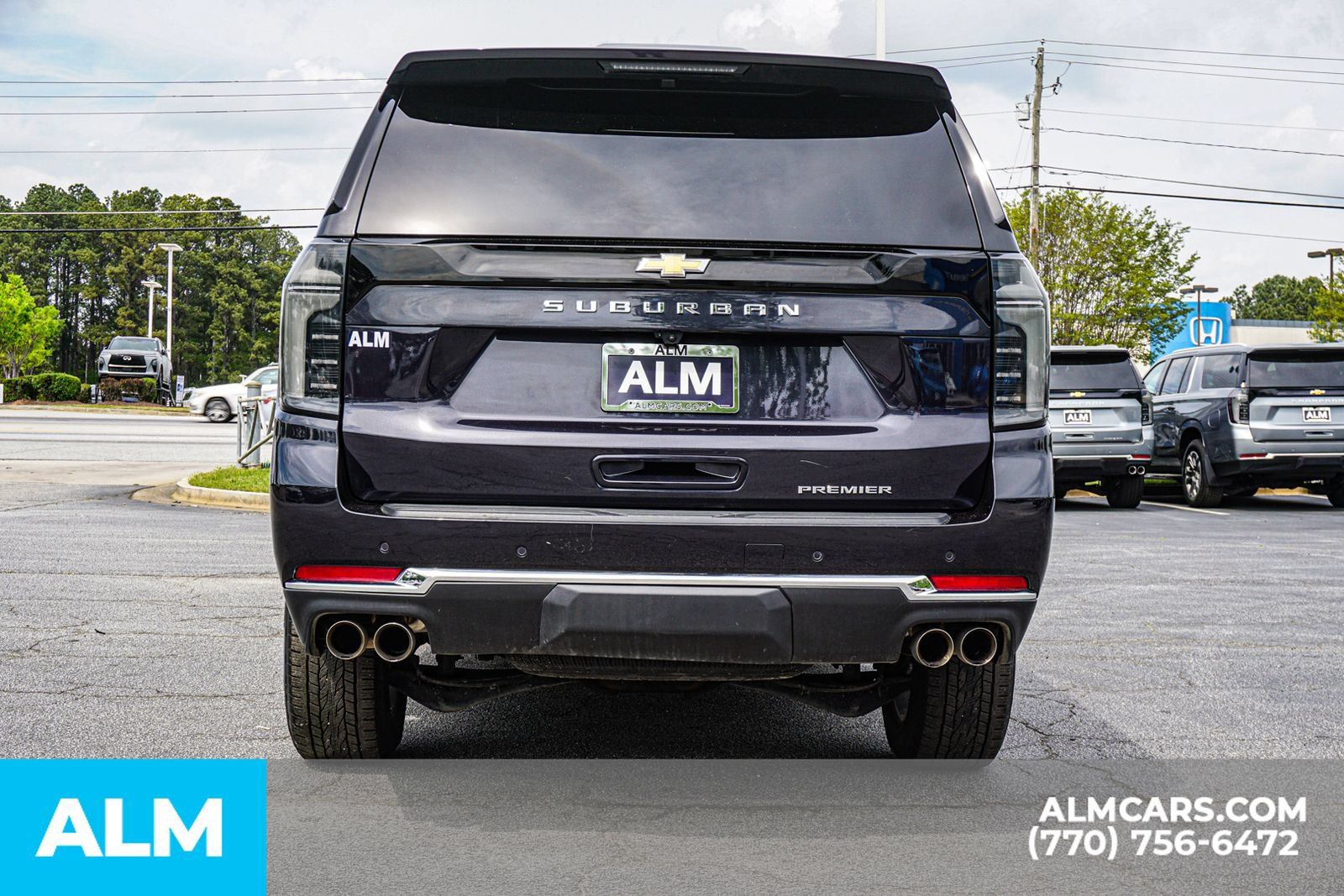 Used 2025 Chevrolet Suburban Premier AWD/4WD image 12