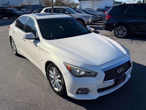 Used 2015 INFINITI Q50 Premium w/ Navigation Package image 2