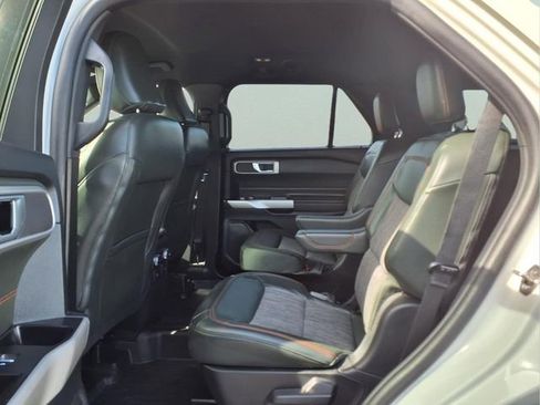 Used 2023 Ford Explorer Timberline AWD/4WD image 13