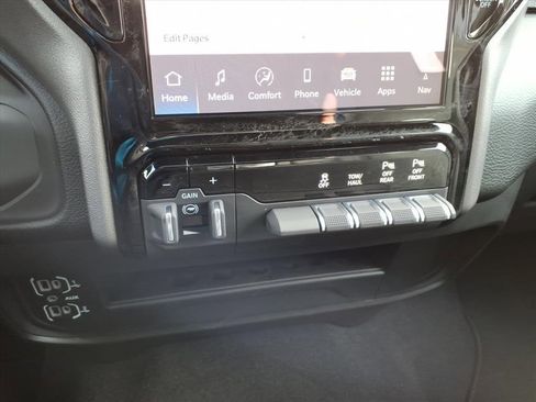 Used 2025 RAM 2500 Big Horn image 15