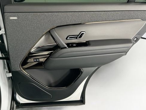 Certified 2026 Land Rover Range Rover Sport SE AWD/4WD image 26