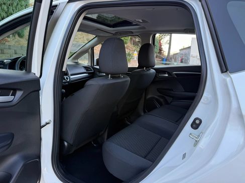 Used 2018 Honda Fit EX image 22