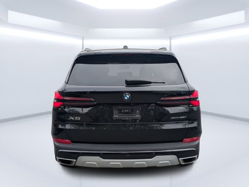 Used 2025 BMW X5 xDrive40i AWD/4WD image 4