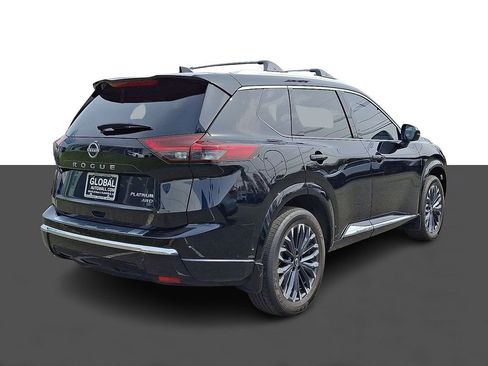 Used 2026 Nissan Rogue Platinum w/ Platinum Premium Package image 7