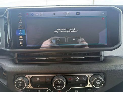 Used 2024 Jeep Wrangler Sport S image 22