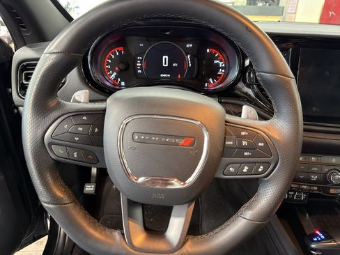 Used 2025 Dodge Durango GT AWD/4WD image 7