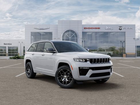 New 2026 Jeep Grand Cherokee Summit AWD/4WD image 32