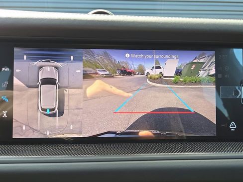 New 2026 Porsche Cayenne GTS image 12