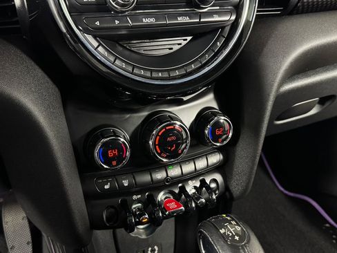 Used 2015 MINI Cooper S image 15