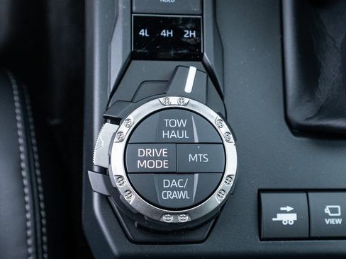 New 2025 Toyota 4Runner TRD Off-Road Premium w/ Tow Technology Package image 28