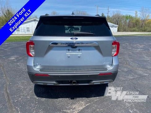 New 2024 Ford Explorer XLT w/ Equipment Group 202A AWD/4WD image 6