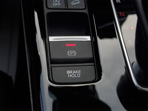 Certified 2025 Acura ADX FWD image 30