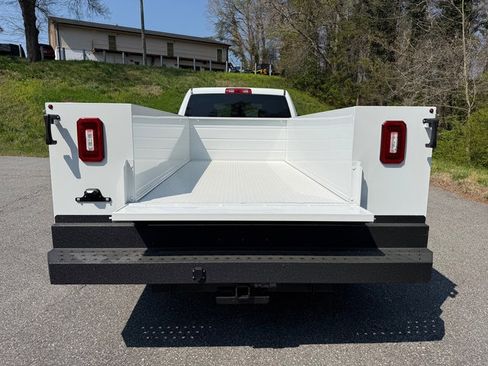 New 2026 RAM 3500 Tradesman w/ Chrome Appearance Group RWD image 10