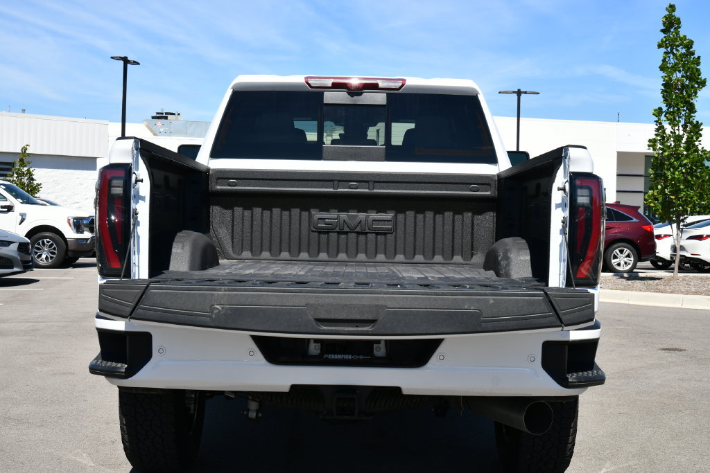 Used 2026 GMC Sierra 2500 AT4 w/ AT4 Premium Plus Package AWD/4WD image 37