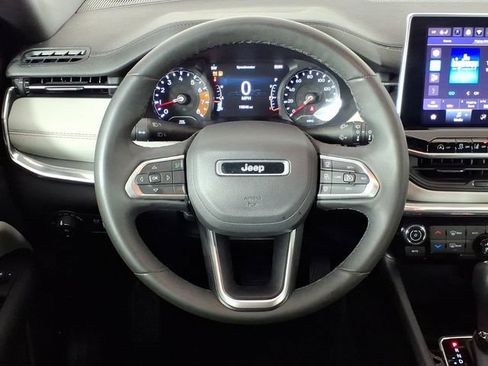 Used 2024 Jeep Compass Limited AWD/4WD image 13