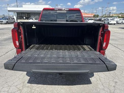 Used 2021 GMC Sierra 1500 SLT AWD/4WD image 9
