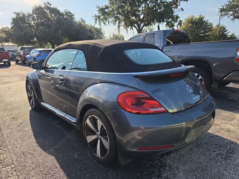 Used 2013 Volkswagen Beetle 2.0T FWD image 6