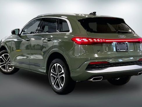 Certified 2025 Audi Q5 Premium Plus w/ Premium Plus image 12