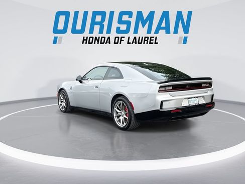 Used 2024 Dodge Charger Daytona Scat Pack w/ Plus Group AWD/4WD image 6
