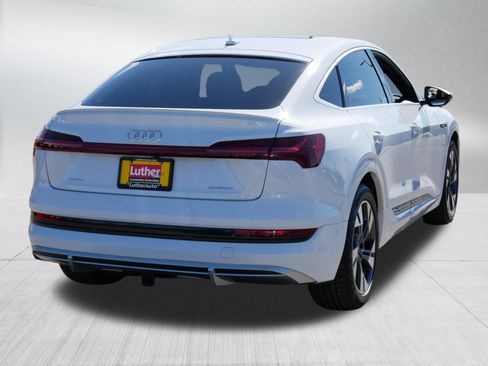 Used 2021 Audi e-tron Premium Plus w/ Premium Plus Package AWD/4WD image 6