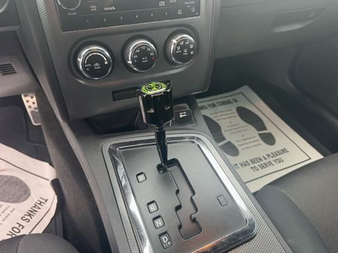 Used 2012 Dodge Challenger R/T image 15