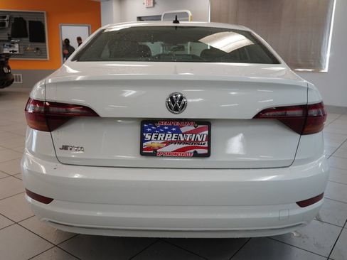 Used 2019 Volkswagen Jetta SE FWD image 10