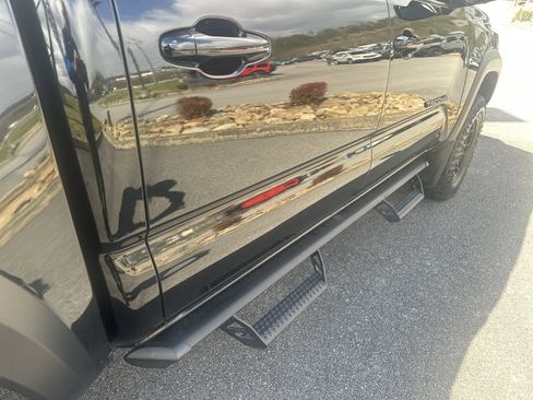 Used 2023 Toyota Tacoma TRD Pro image 23