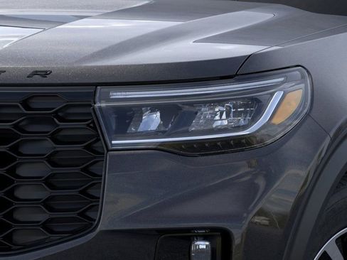 New 2025 Ford Explorer ST-Line w/ Premium Package image 19