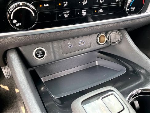 Certified 2023 Nissan Rogue S FWD image 31