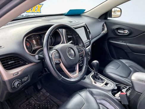 Used 2016 Jeep Cherokee Limited AWD/4WD image 22