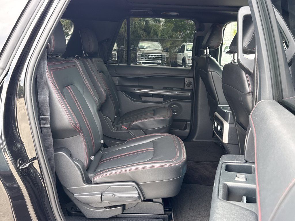 Certified 2022 Ford Expedition Max Limited AWD/4WD image 27
