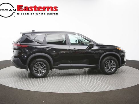 Used 2023 Nissan Rogue S AWD/4WD image 42
