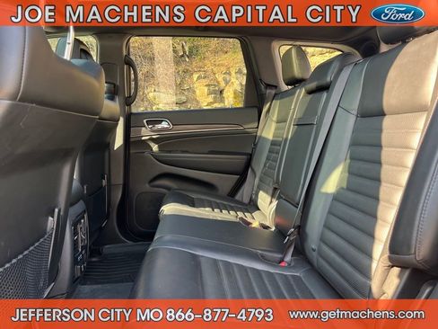 Used 2020 Jeep Grand Cherokee Limited X image 12