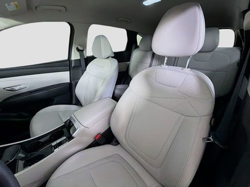 Used 2025 Hyundai Tucson SEL FWD image 13