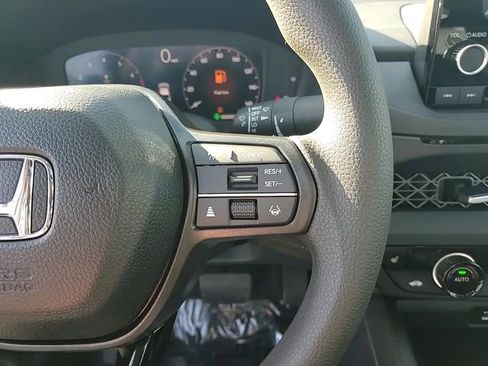 New 2025 Honda Accord SE image 18