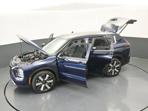 New 2026 Mitsubishi Outlander SE image 76