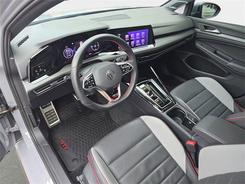 Used 2023 Volkswagen GTI SE image 18