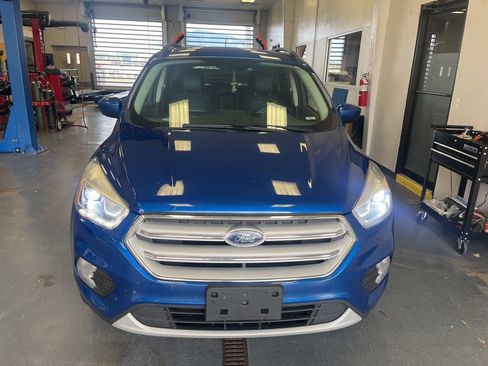 Used 2018 Ford Escape SEL AWD/4WD image 15