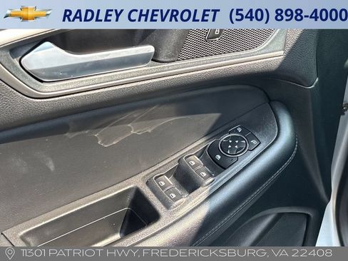 Used 2024 Ford Edge SEL AWD/4WD image 5