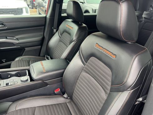 Certified 2024 Nissan Pathfinder Rock Creek image 5