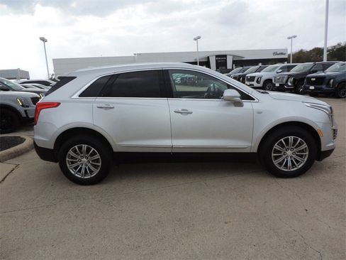 Used 2019 Cadillac XT5 Luxury image 4