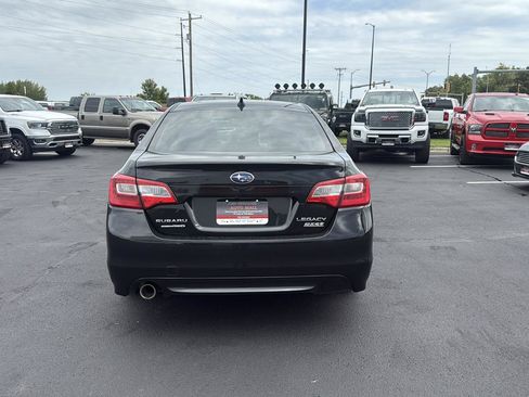 Used 2017 Subaru Legacy 2.5i Premium AWD/4WD image 4