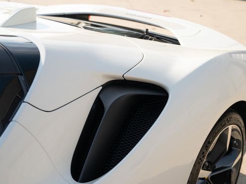 Certified 2024 Ferrari SF90 Spider image 20