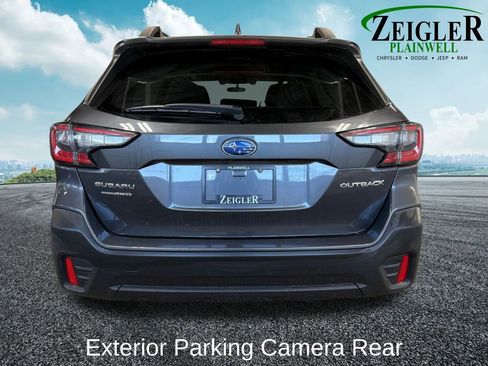 Used 2022 Subaru Outback Premium image 7