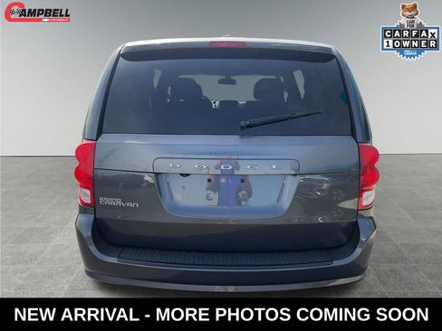 Used 2020 Dodge Grand Caravan SE image 4