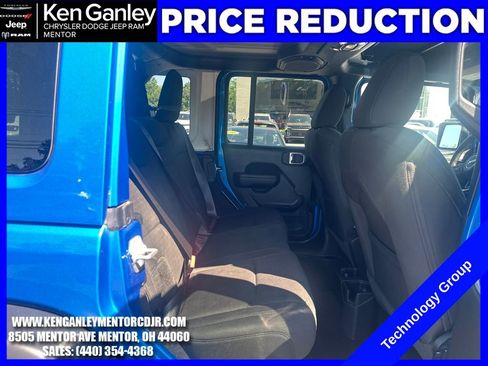 Used 2022 Jeep Wrangler Unlimited Sport AWD/4WD image 22