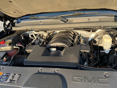 Used 2015 GMC Yukon SLE w/ Convenience Package image 28