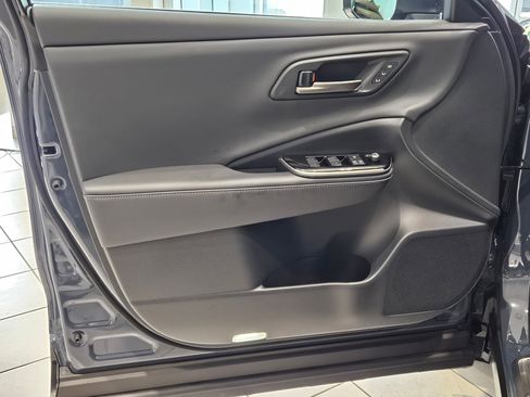 New 2026 Toyota Crown Signia AWD/4WD image 11