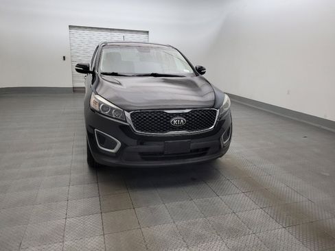 Used 2017 Kia Sorento L FWD image 14